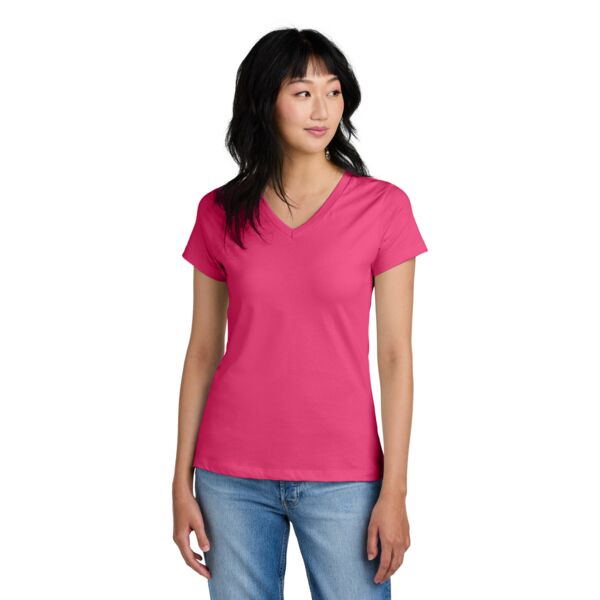 Copy of Women's Perfect Weight ® V Neck Tee Thumbnail